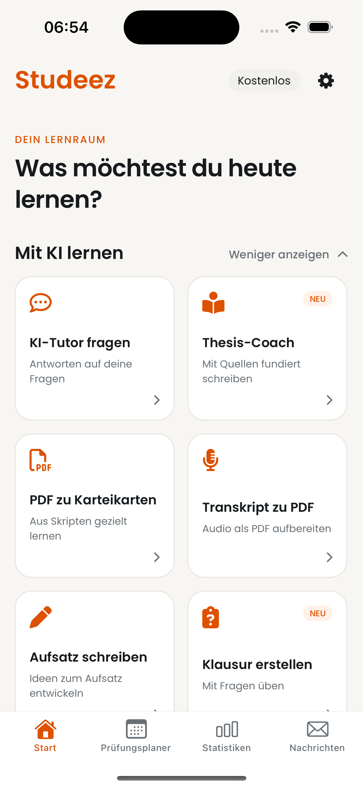 Aktuelle Studeez Startseite mit KI-Lernwerkzeugen und Thesis-Coach